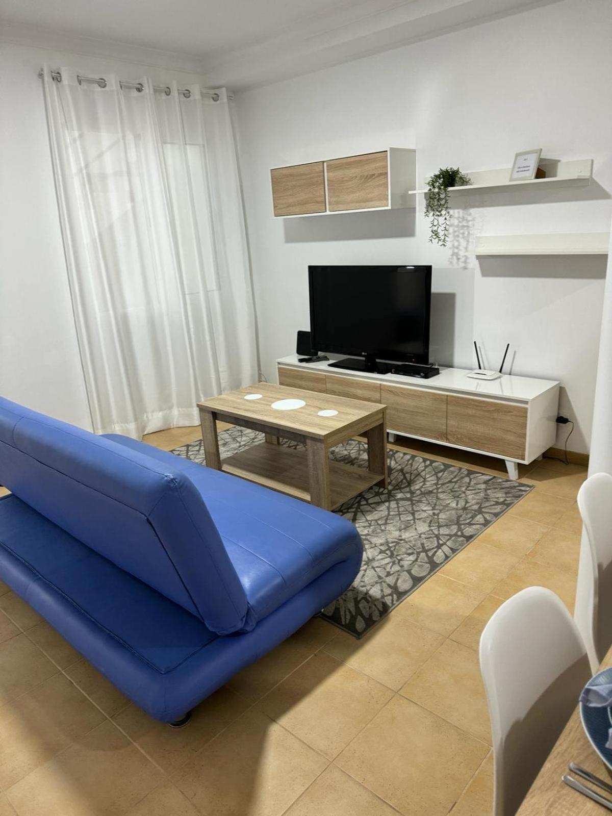 Alforra 1-t2-centro-praias-levadas Camara de Lobos