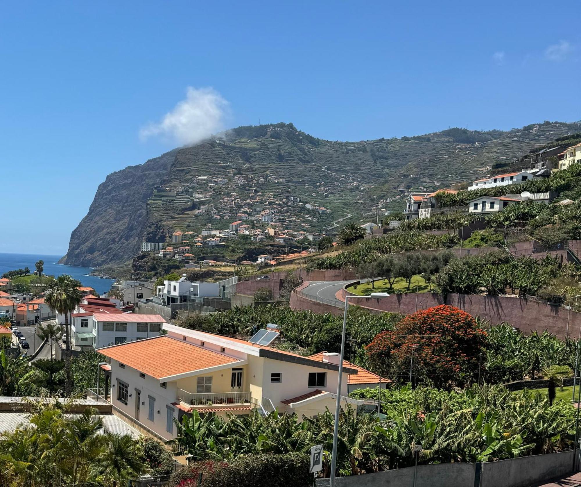 Holiday home Alforra 1-t2-centro-praias-levadas Camara de Lobos